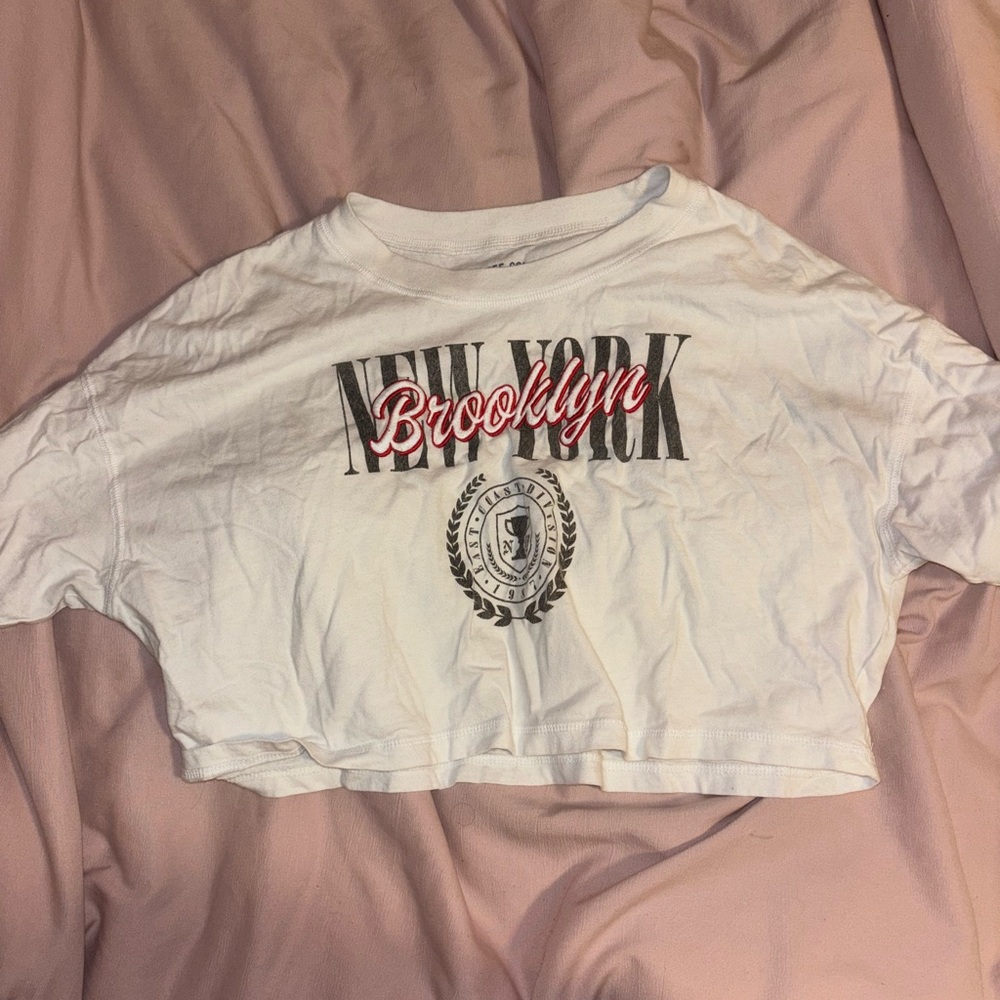 Aeropostale White and Black Brooklyn Crop Top